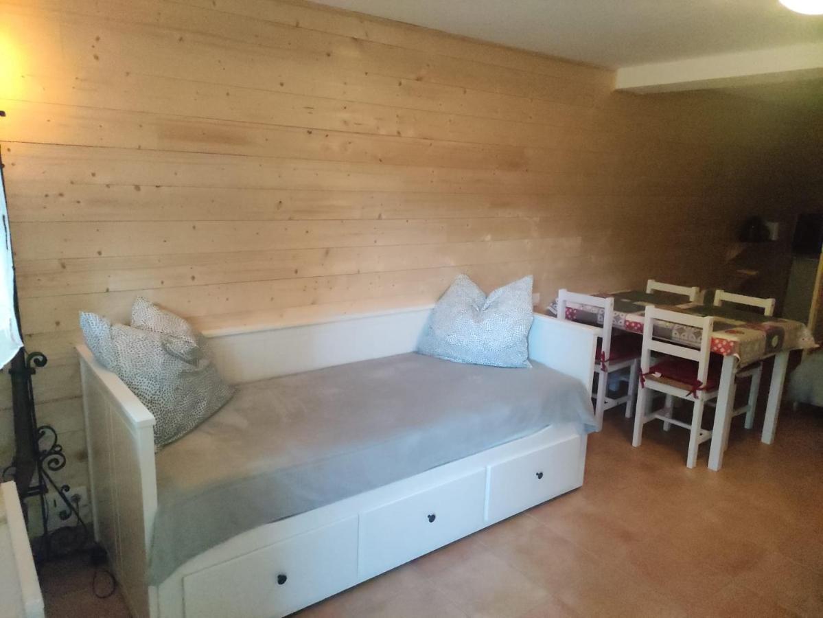 Apartment Tres Joli Refait A Neuf Au Calme